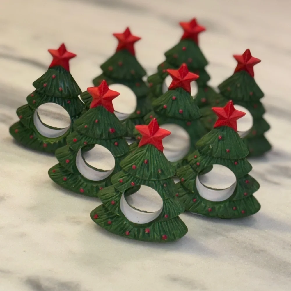 Festive Set of 8 Hand Painted Green Christmas Tree Napkin Rings with Red Stars